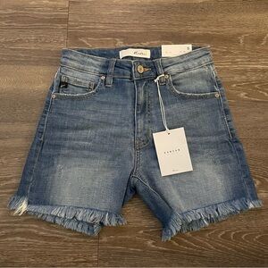 NWT Kancan High Rise Frayed Hem Denim Shorts in light wash. Size Small